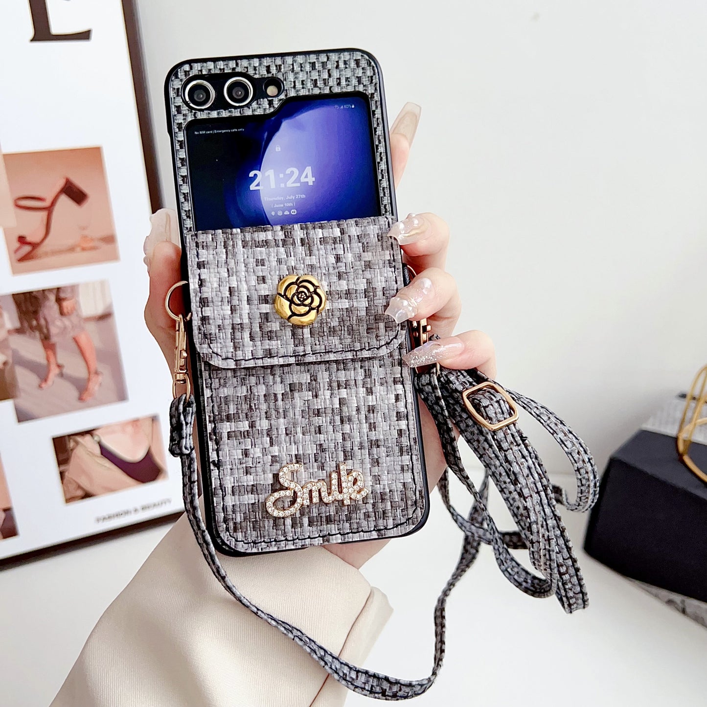 Bloom Z Flip 6,5,4,3 Pearl Card Bag & Case