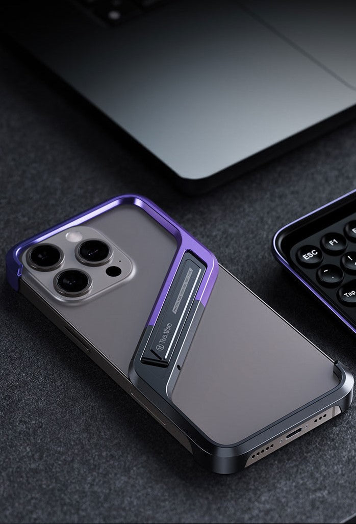 Aluminum  iPhone 16, 15, 14 Pro Max Heat Dissipation & Invisible Kickstand Case