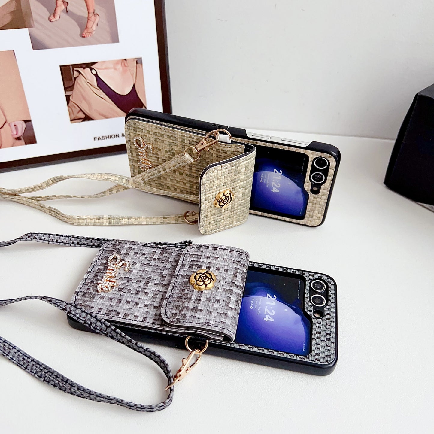 Bloom Z Flip 6,5,4,3 Pearl Card Bag & Case